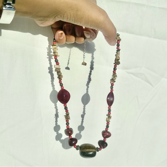 Vintage 90s Beaded Red, Green and Brown Necklace - Picture 1 of 1